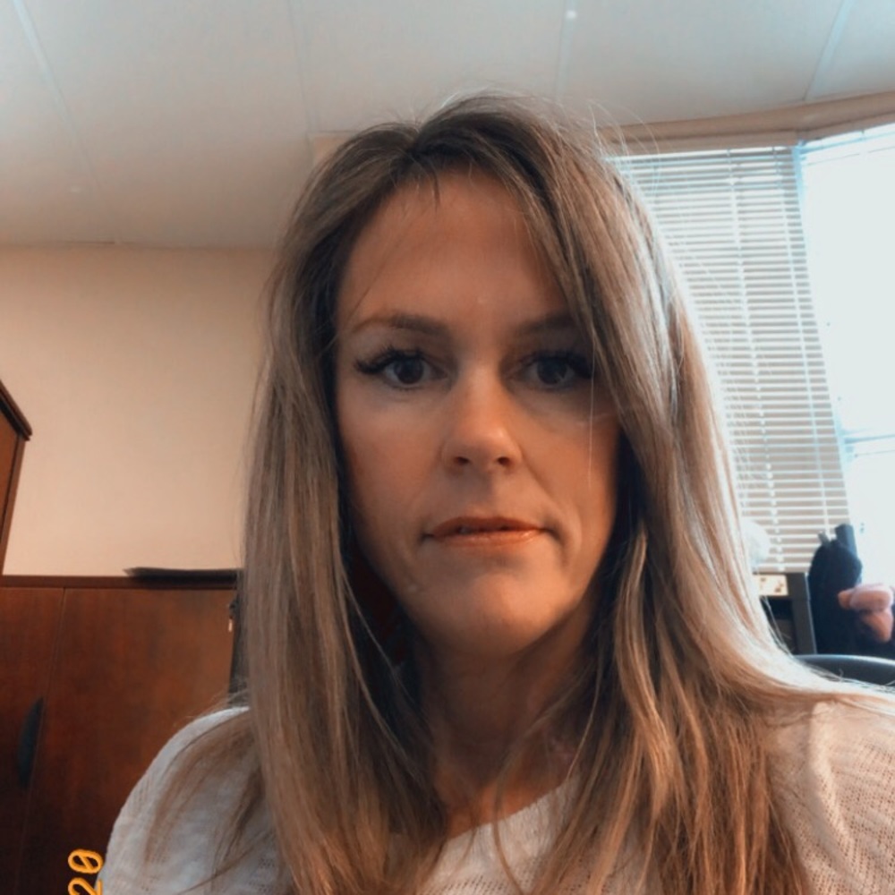 Meet your Posher, Steph